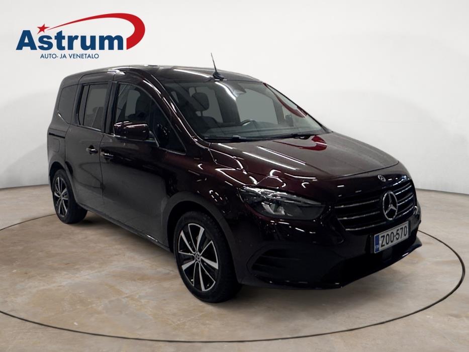 MERCEDES-BENZ T 2022