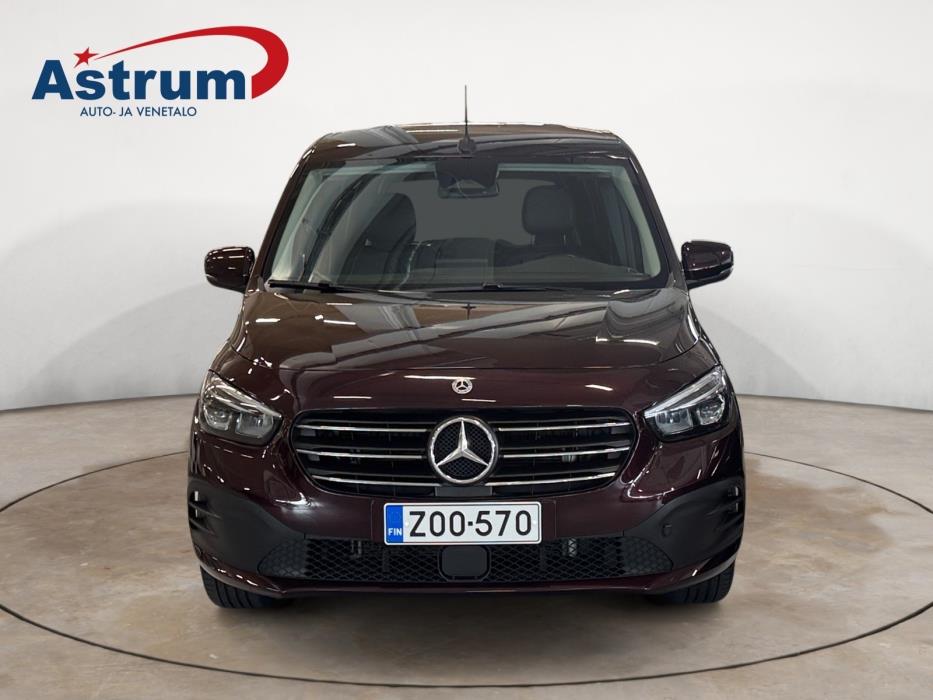 MERCEDES-BENZ T 2022