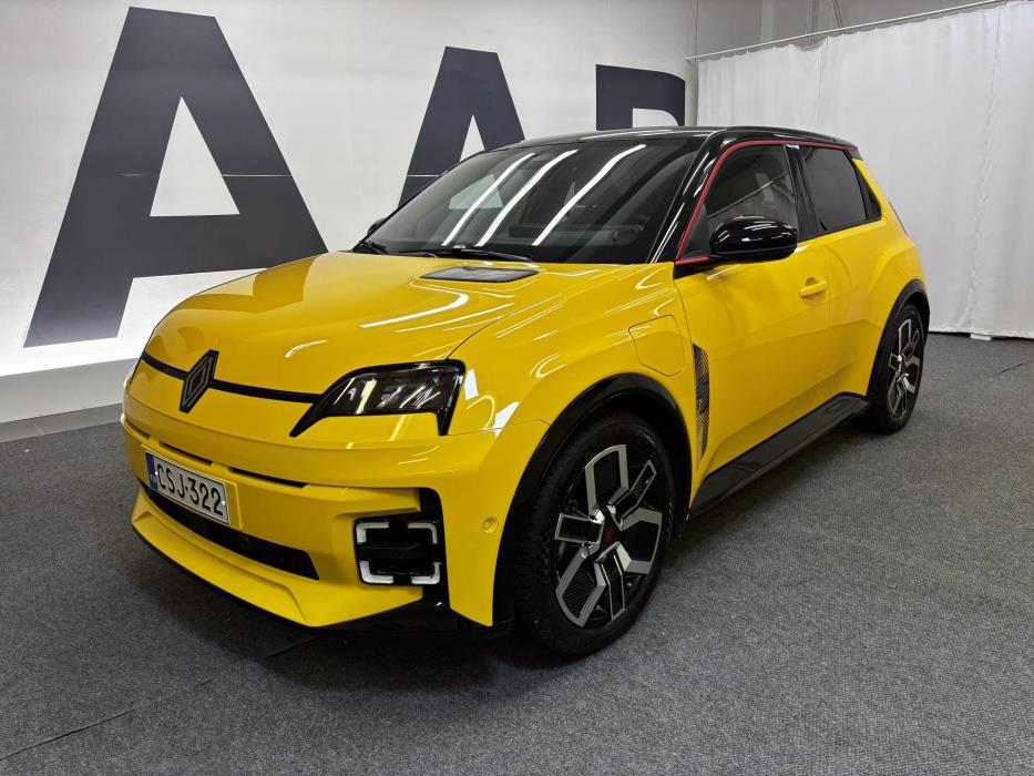 RENAULT 5 2025
