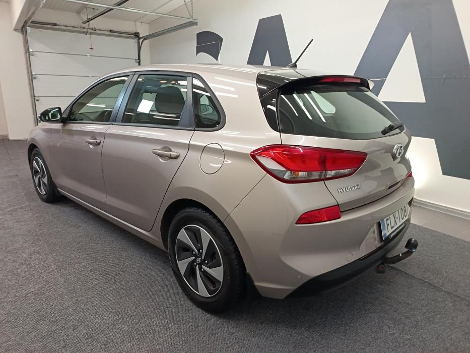 HYUNDAI i30 2018
