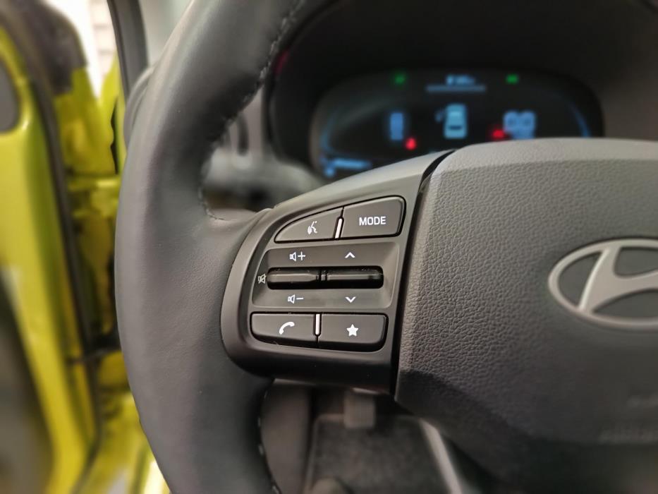 HYUNDAI i10 2025