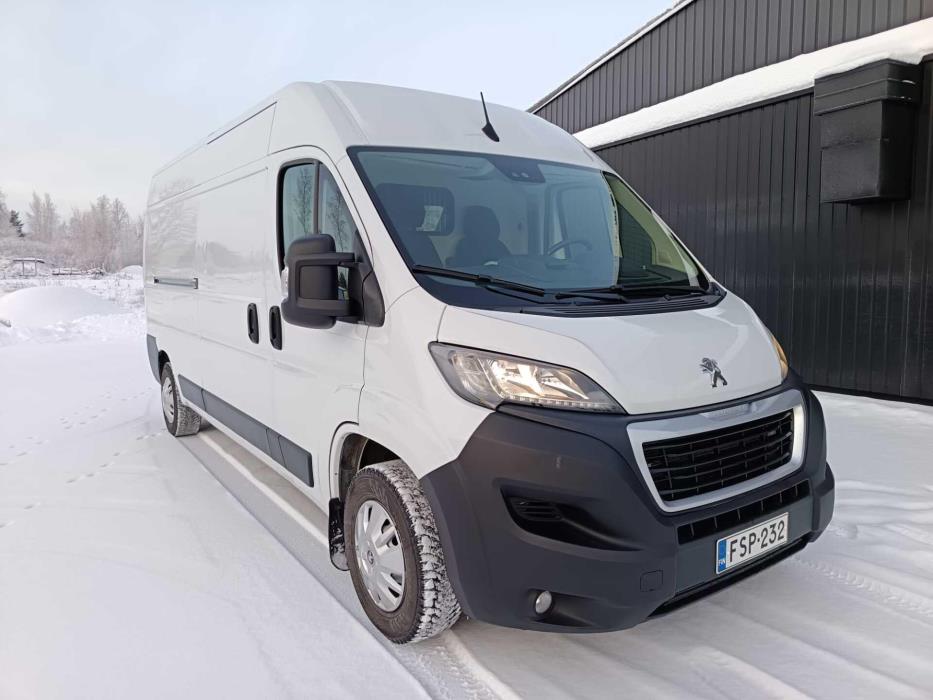 PEUGEOT Boxer 2023