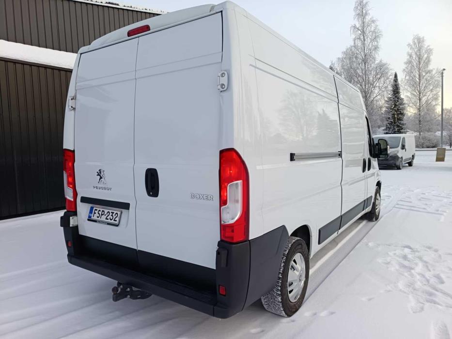 PEUGEOT Boxer 2023
