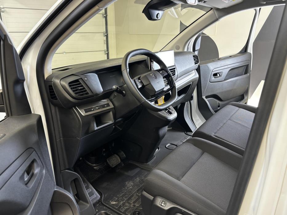 PEUGEOT Expert 2025