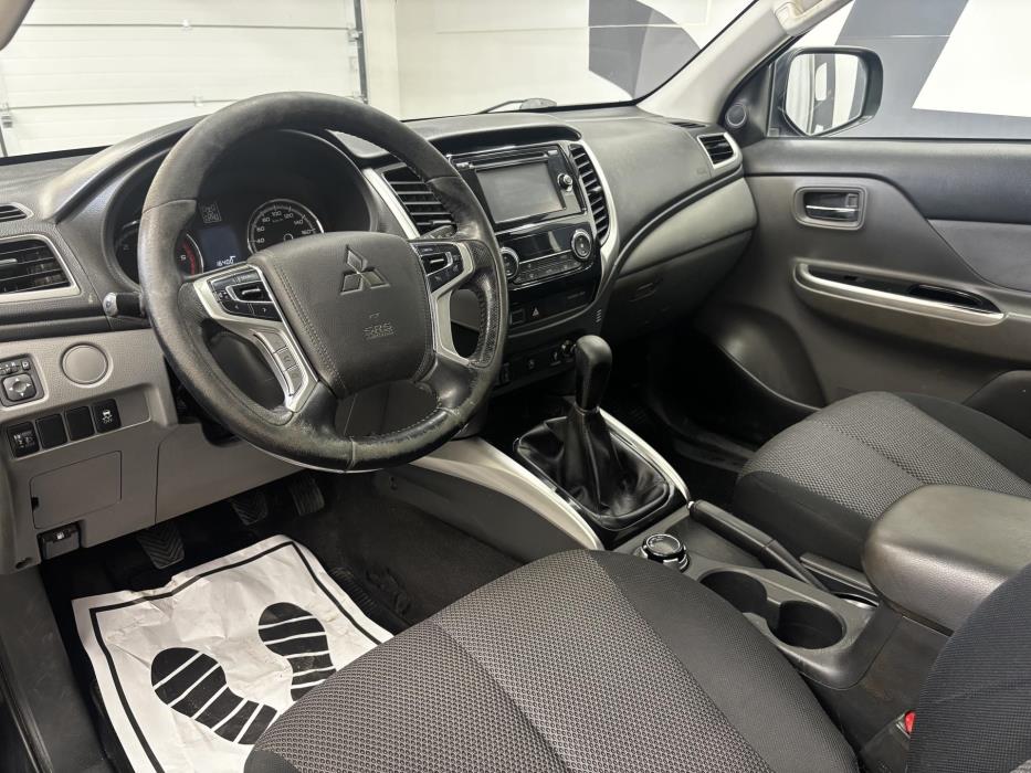 MITSUBISHI L200 2017