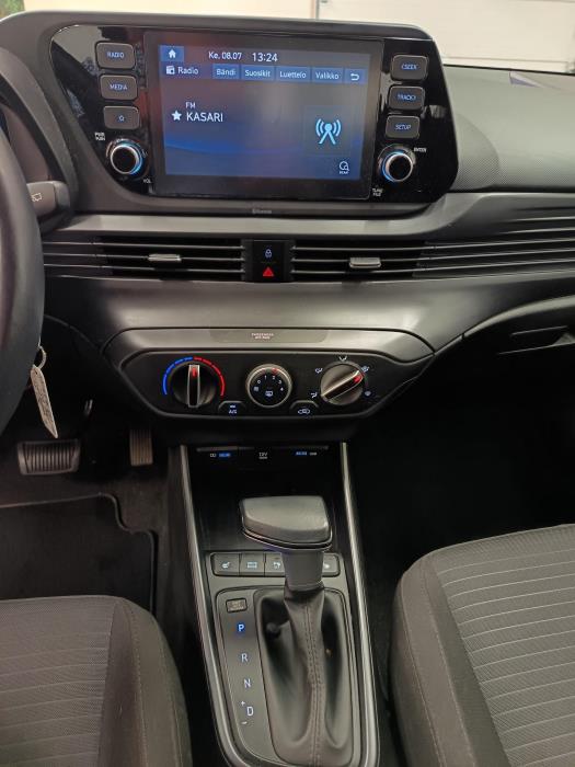 HYUNDAI i20 2022