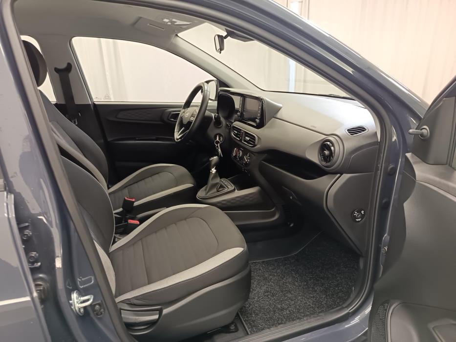 HYUNDAI i10 2024