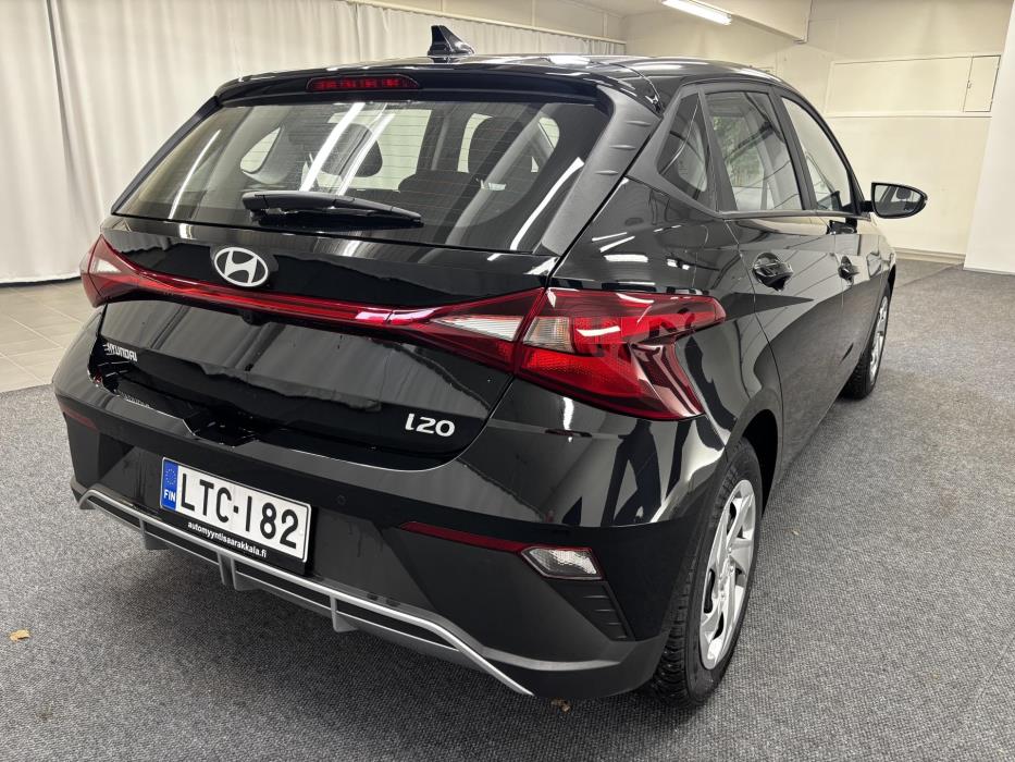 HYUNDAI i20 2025