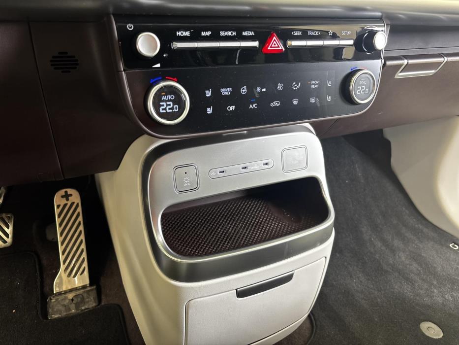 HYUNDAI Ioniq 9 2026