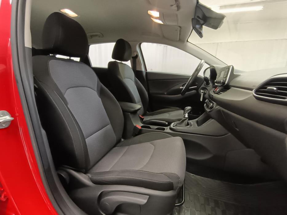 HYUNDAI i30 2021