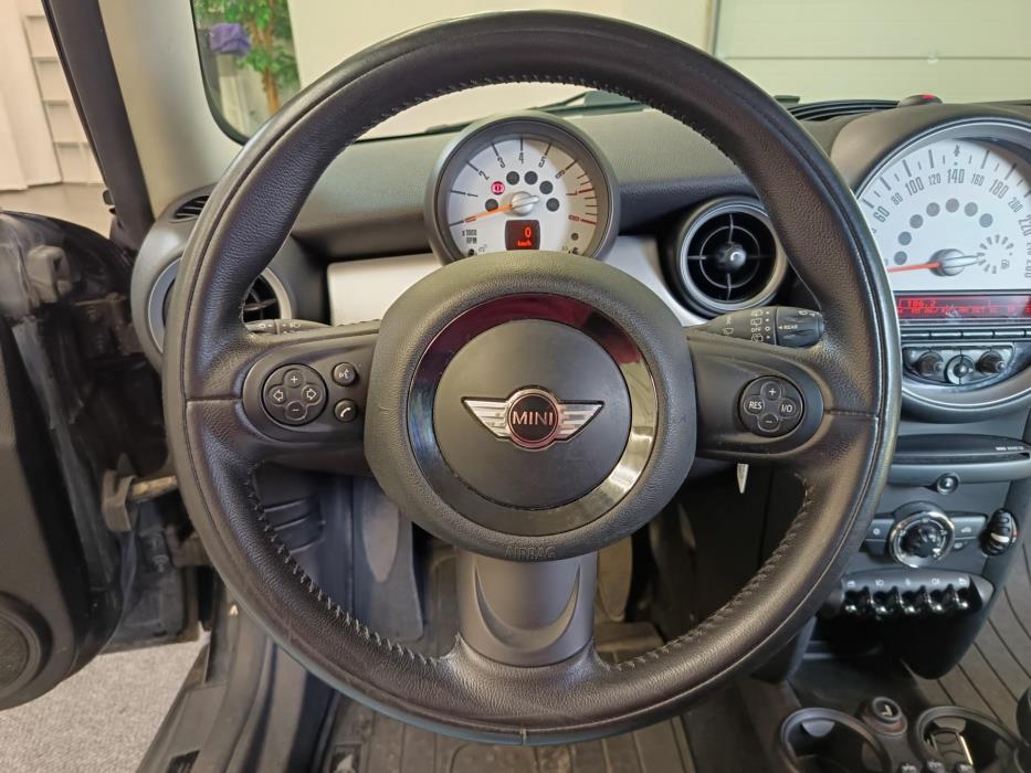 MINI Cooper 2010