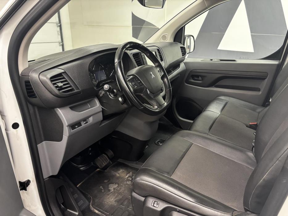 PEUGEOT Expert 2021