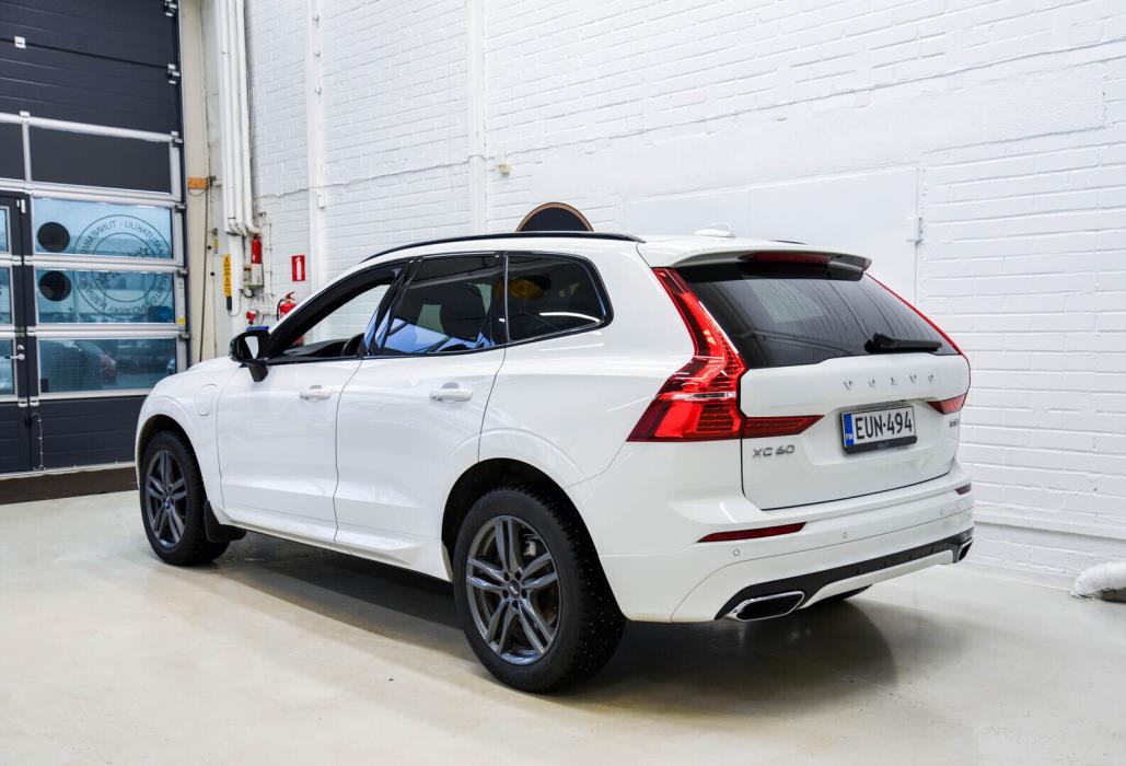 VOLVO XC60 2020