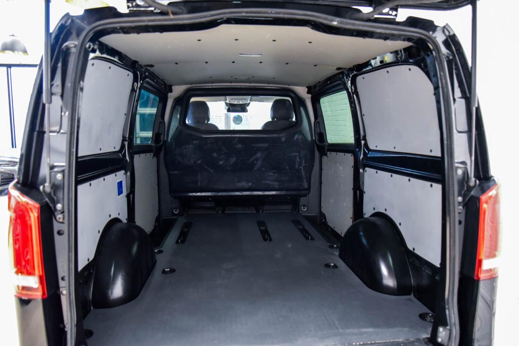 MERCEDES-BENZ Vito 2022