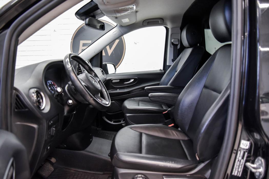 MERCEDES-BENZ Vito 2022