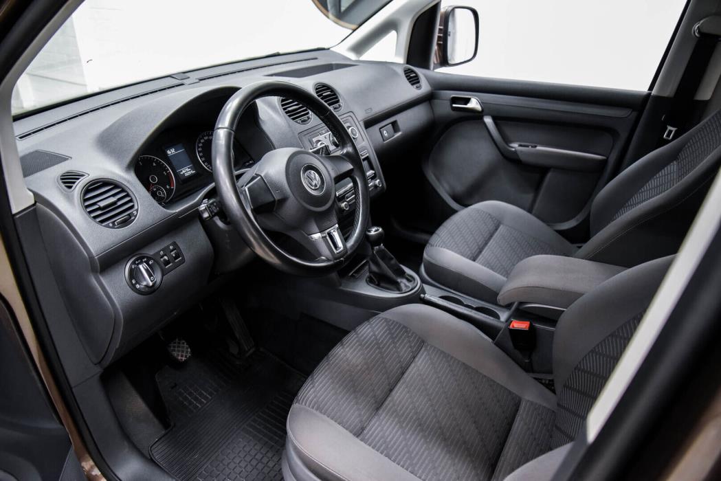 VOLKSWAGEN Caddy 2010