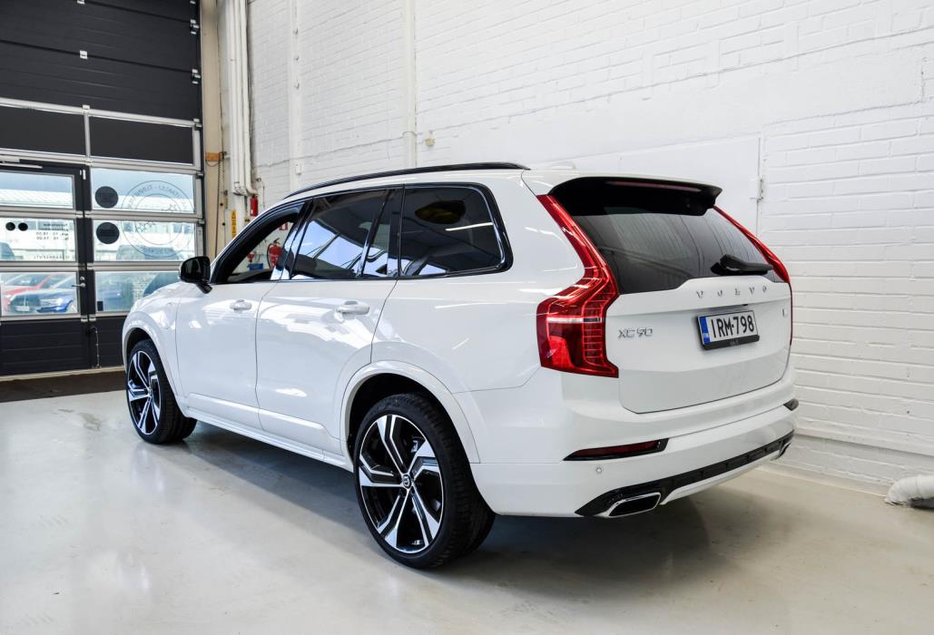 VOLVO XC90 2021