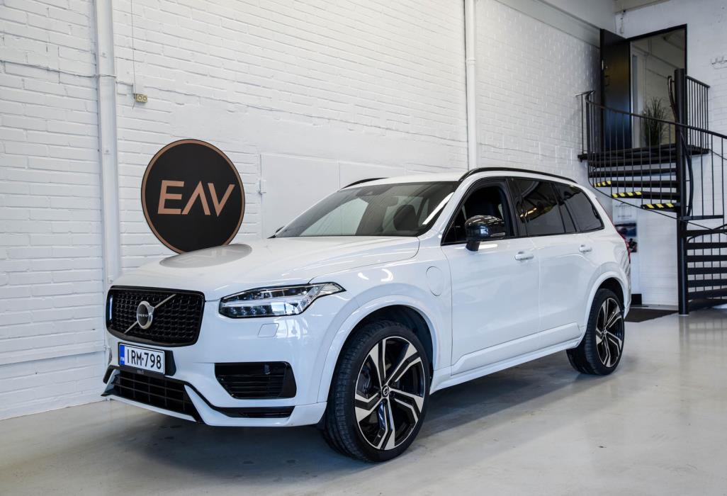 VOLVO XC90 2021
