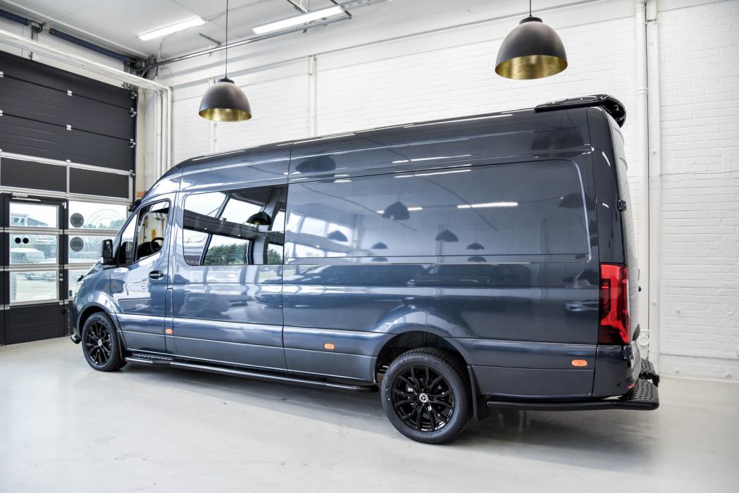 MERCEDES-BENZ Sprinter 2024