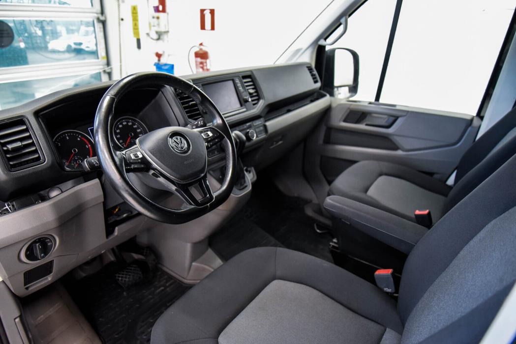 VOLKSWAGEN Crafter 2020