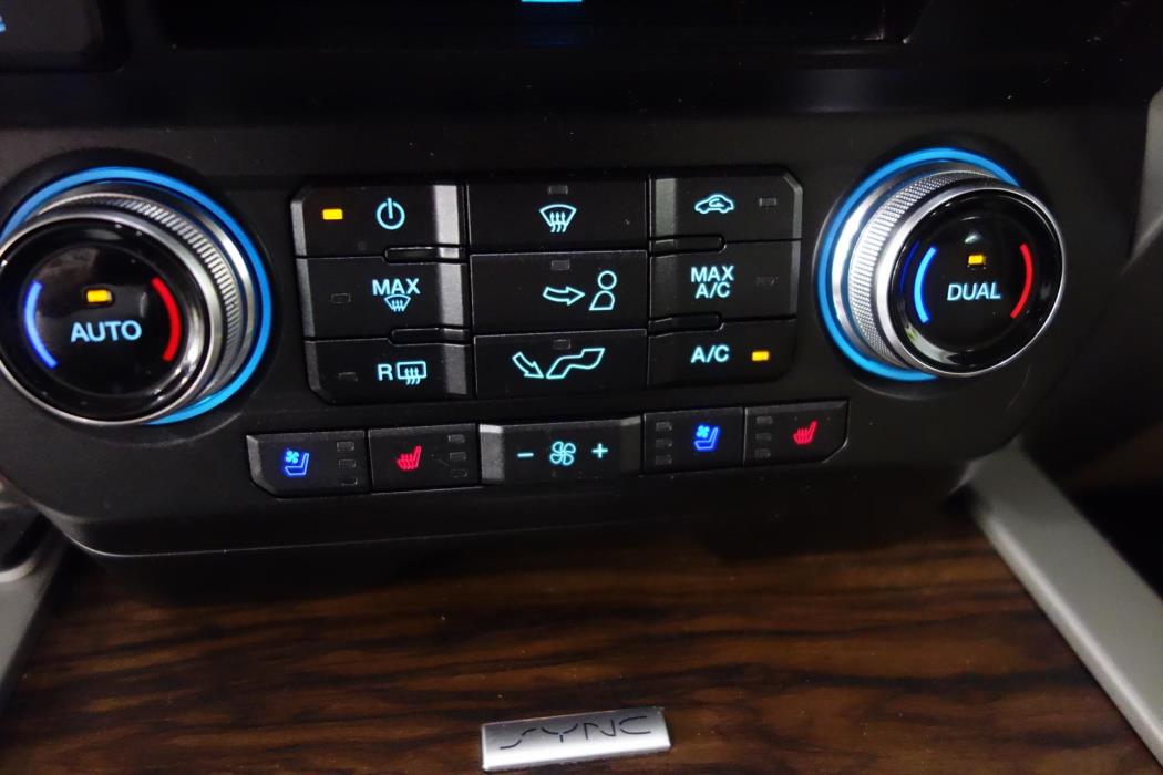 FORD F-150 2019