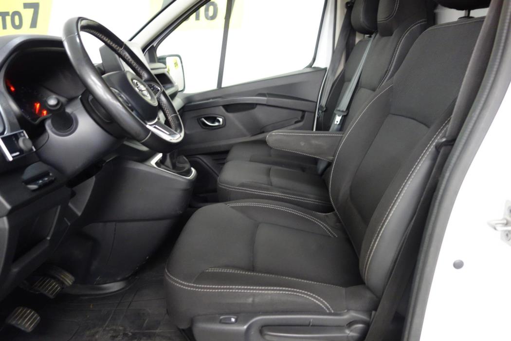 RENAULT Trafic 2024
