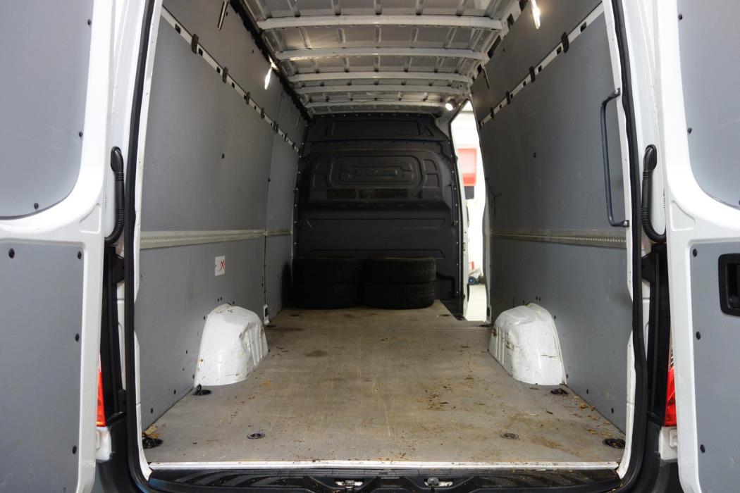 MERCEDES-BENZ Sprinter 2019