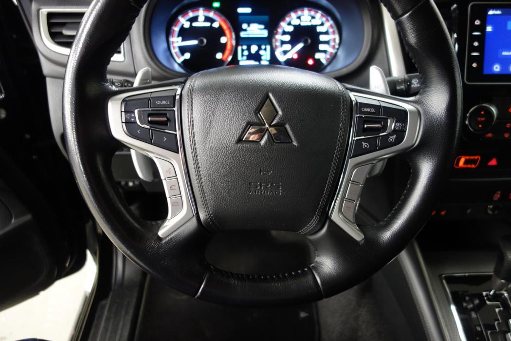 MITSUBISHI L200 2023