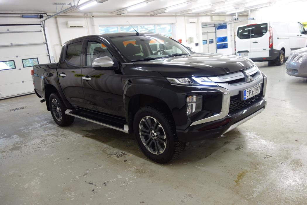 MITSUBISHI L200 2023