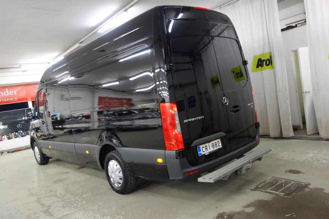 MERCEDES-BENZ Sprinter 2023