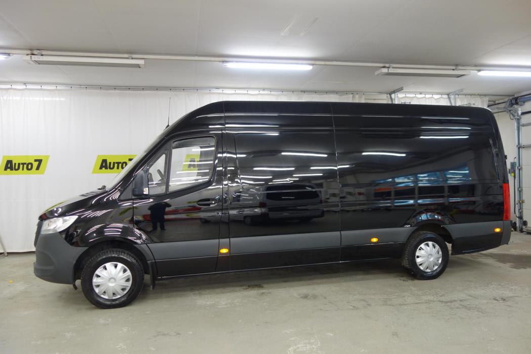 MERCEDES-BENZ Sprinter 2023