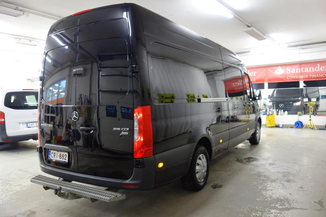 MERCEDES-BENZ Sprinter 2023