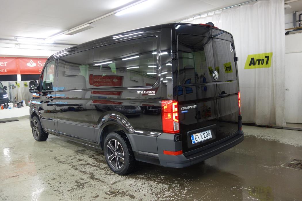 VOLKSWAGEN Crafter 2024
