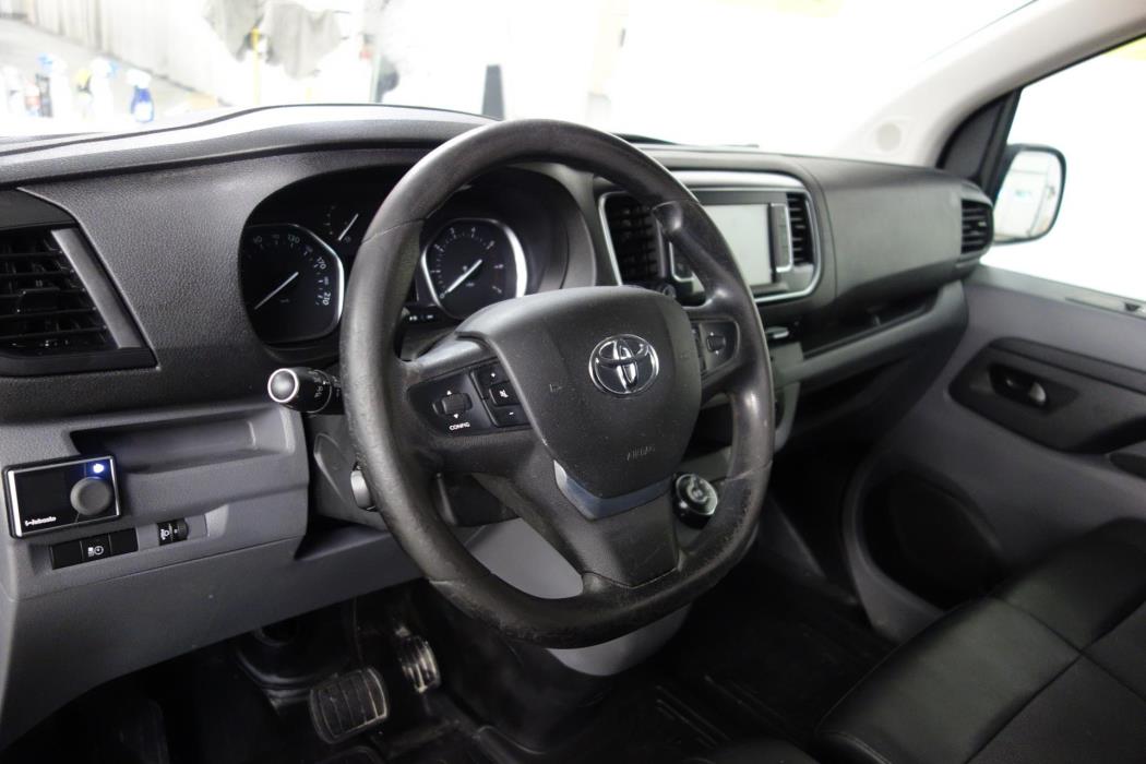 TOYOTA Proace 2018