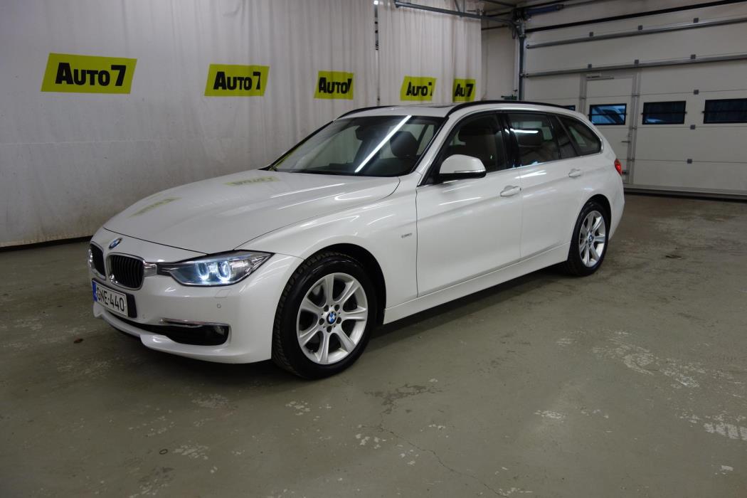 BMW 320 2015