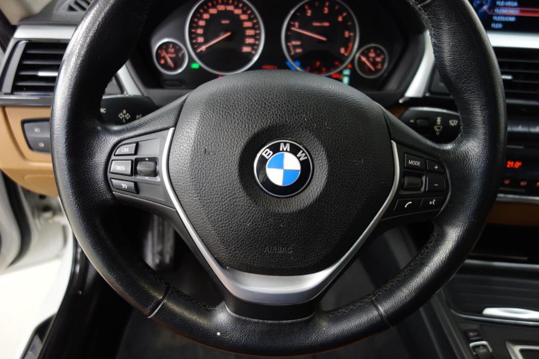 BMW 320 2015