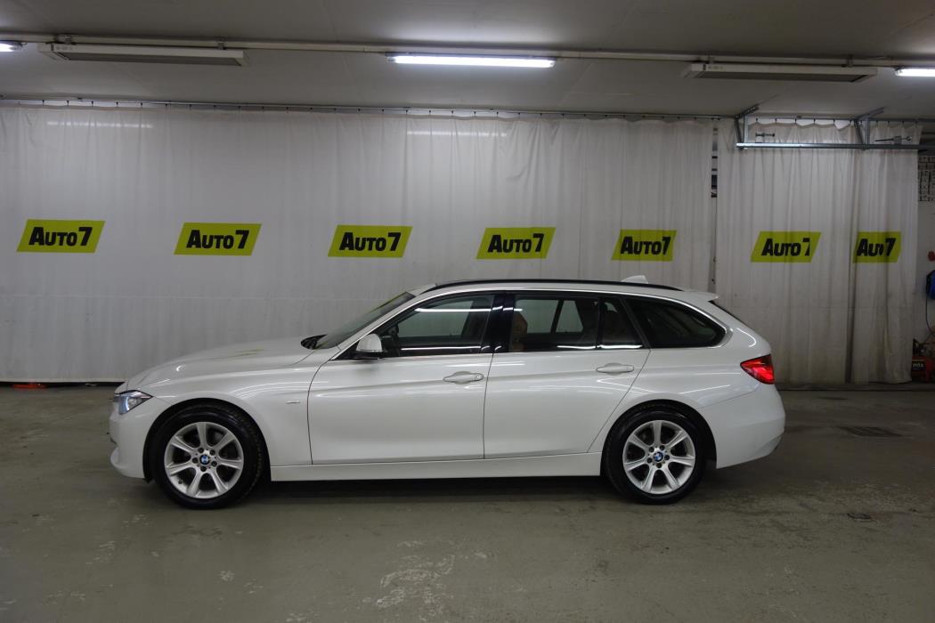 BMW 320 2015