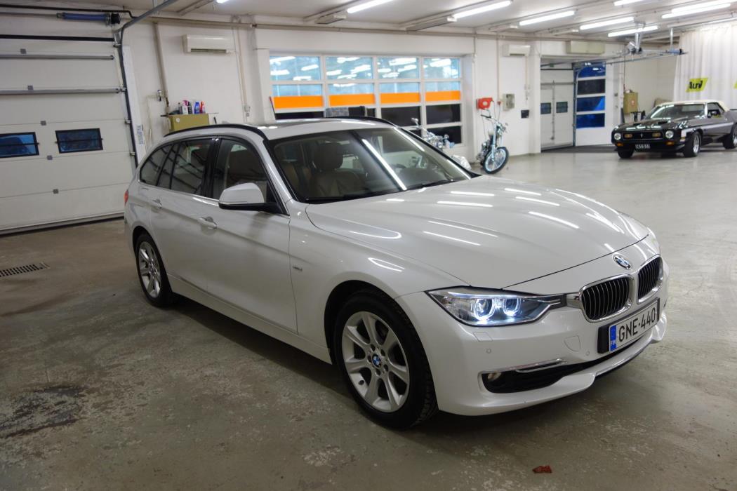 BMW 320 2015