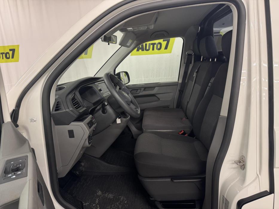 VOLKSWAGEN Transporter 2021