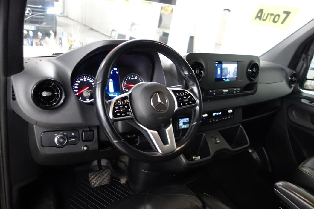 MERCEDES-BENZ Sprinter 2024