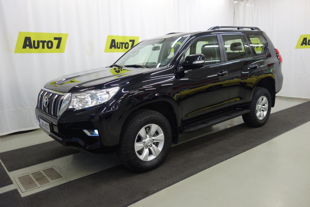 TOYOTA Land Cruiser 2023