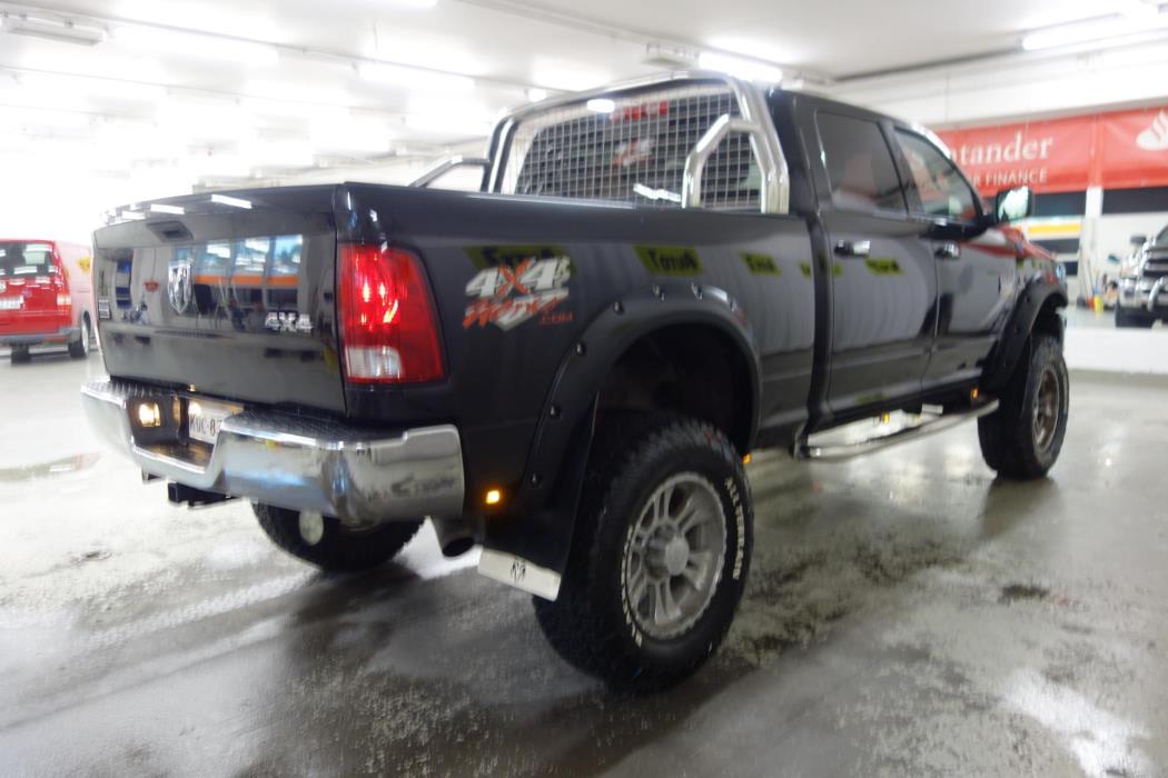 DODGE Ram 2012