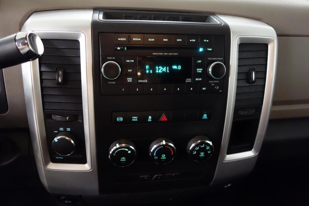 DODGE Ram 2012