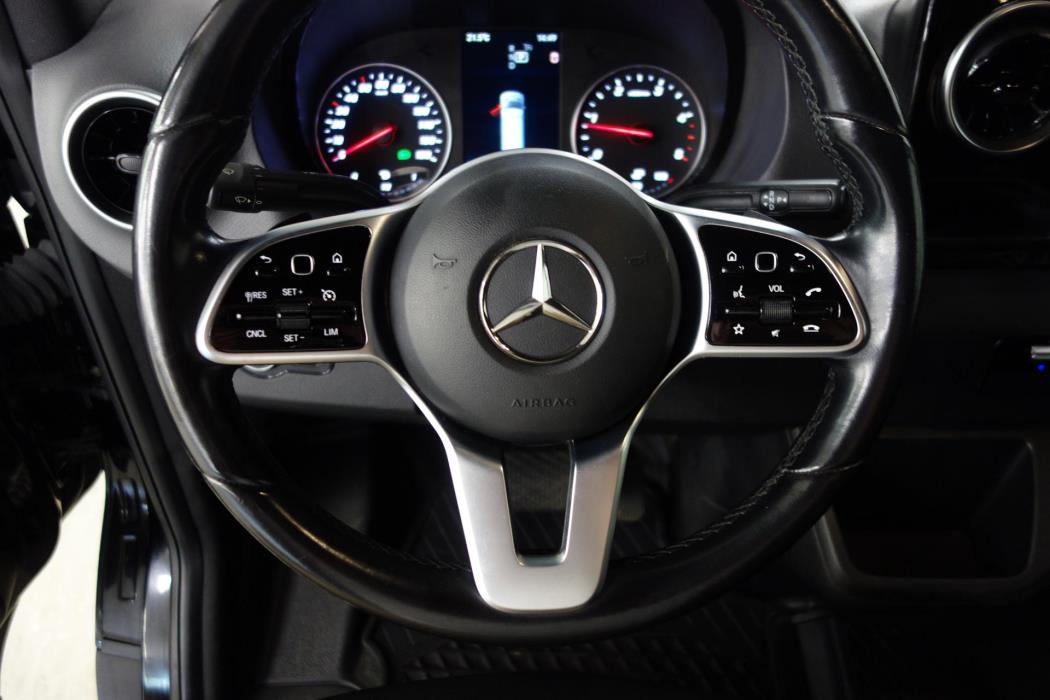 MERCEDES-BENZ Sprinter 2022