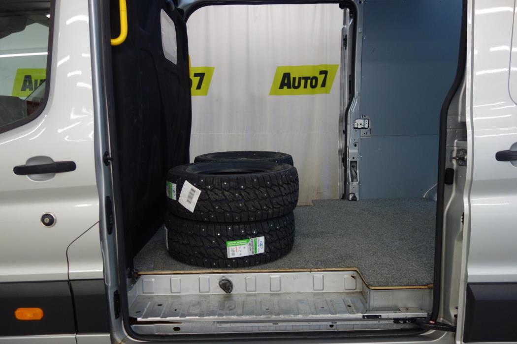 FORD Transit 2023