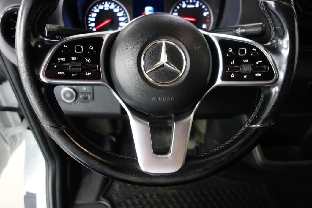 MERCEDES-BENZ Sprinter 2022