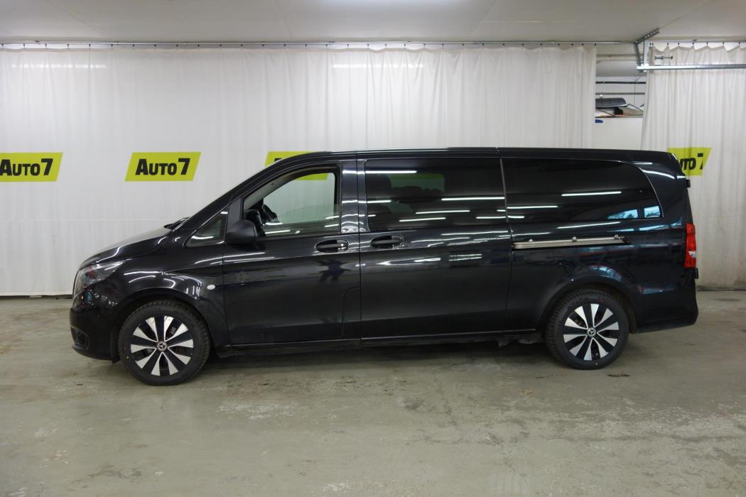 MERCEDES-BENZ Vito 2023
