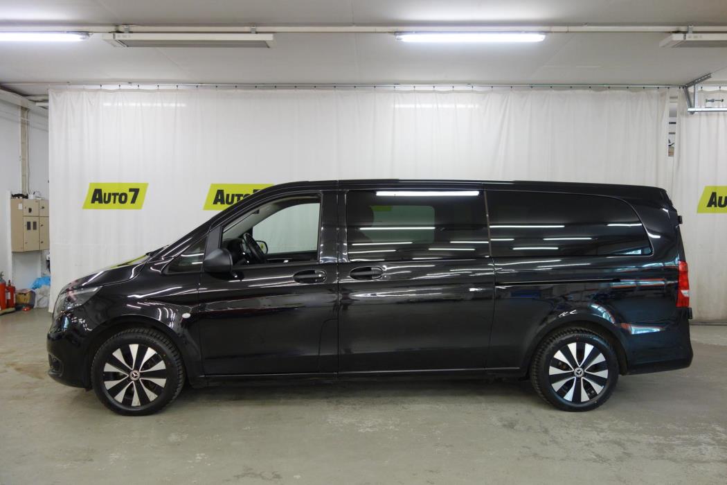 MERCEDES-BENZ Vito 2023