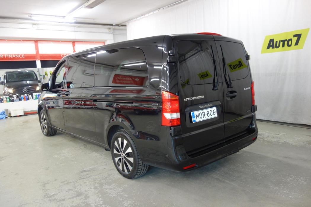 MERCEDES-BENZ Vito 2023