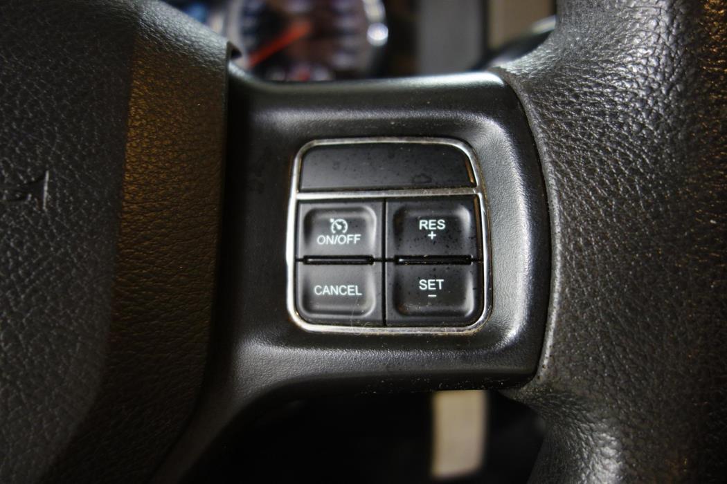 DODGE Ram 2012